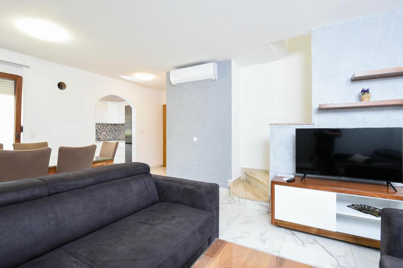 Lidija Apartmani Orebić Esterno foto
